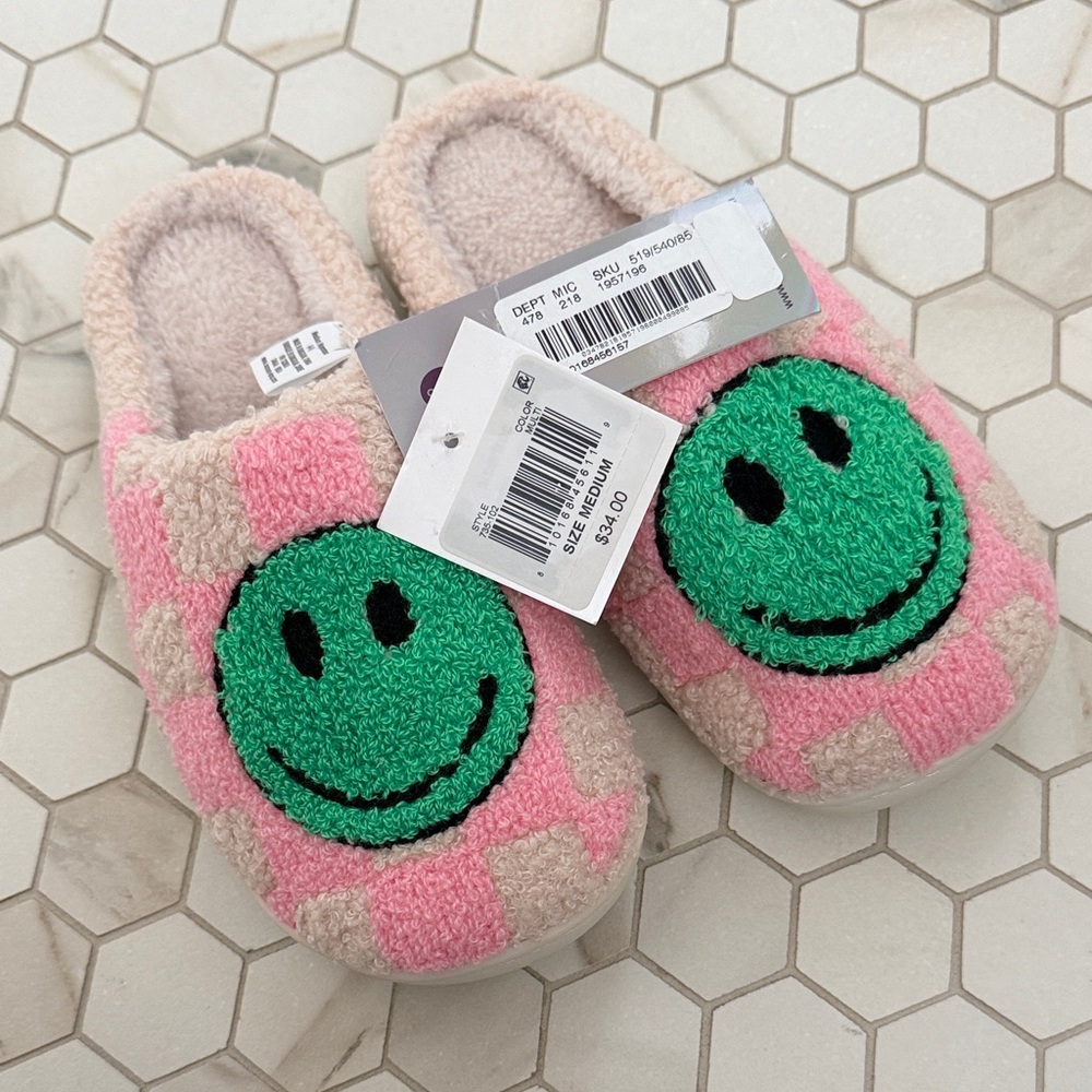 Iscream Brand Pink & Green Checkered Slippers with Green Smiley Face Youth 4-6 M